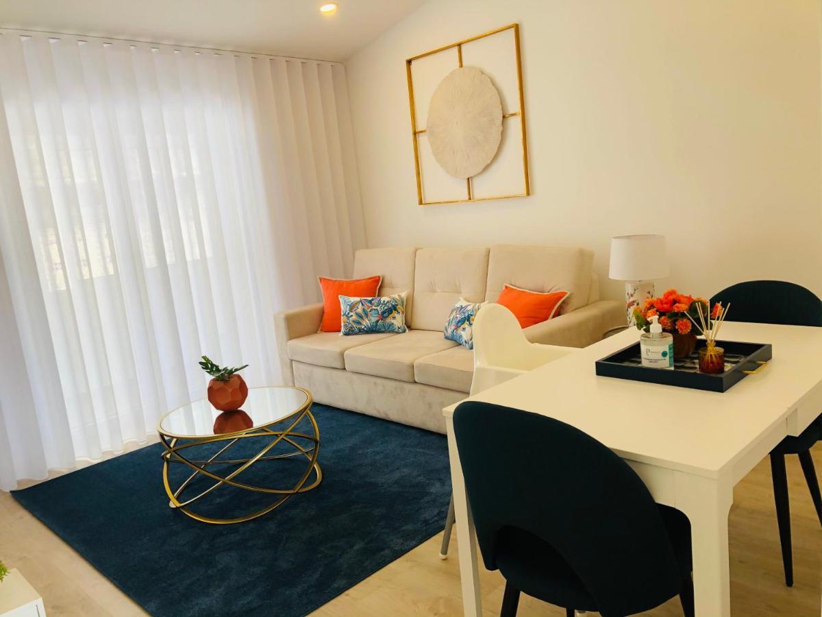 Central Tiled Apartment 阿威罗 外观 照片
