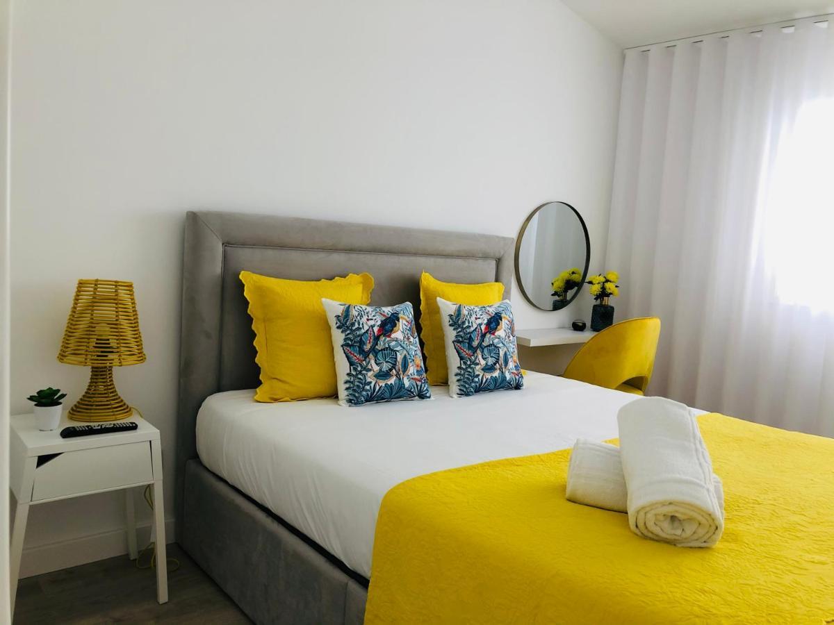 Central Tiled Apartment 阿威罗 外观 照片