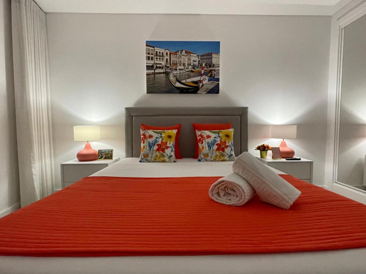 Central Tiled Apartment 阿威罗 外观 照片