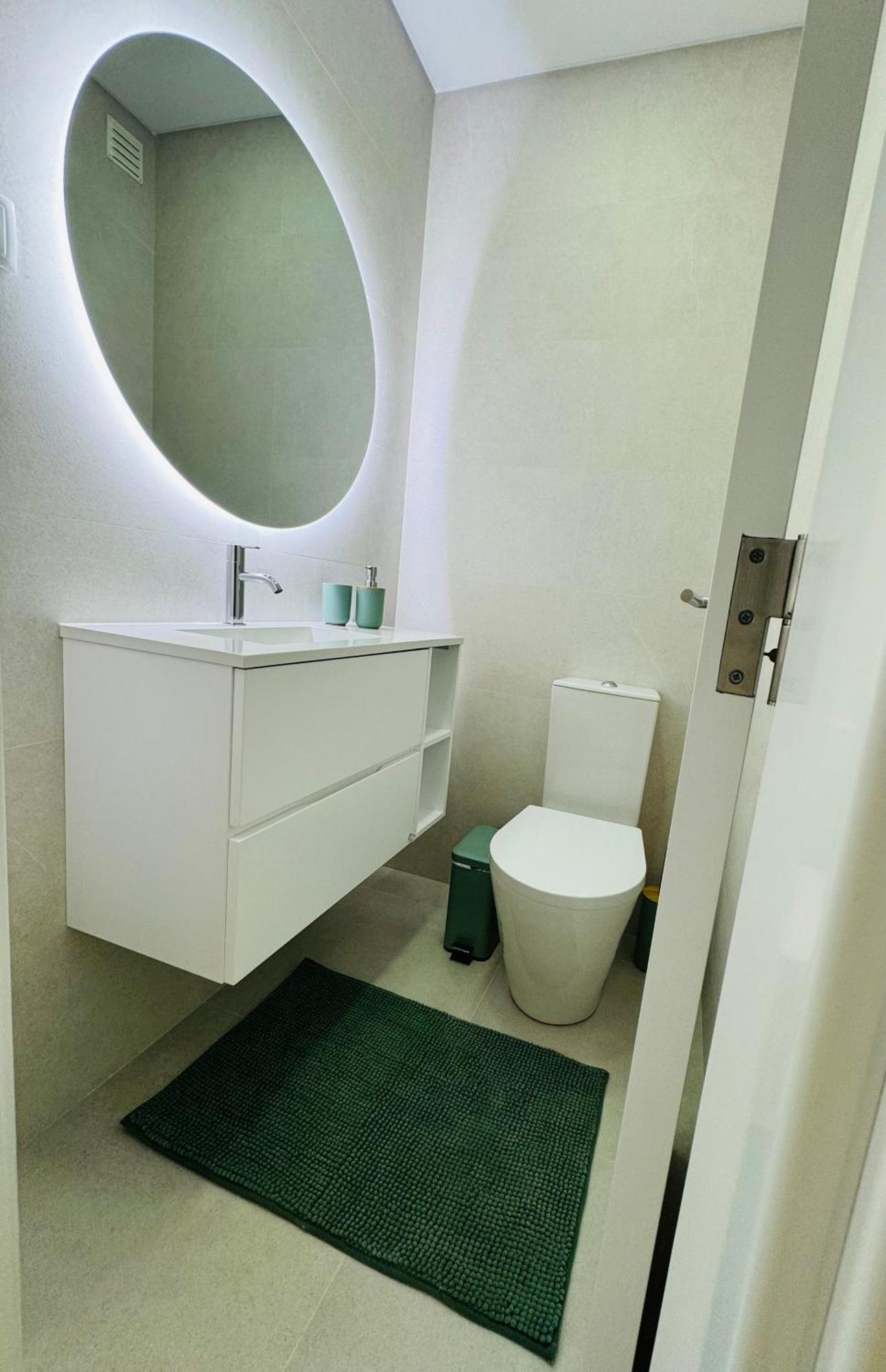 Central Tiled Apartment 阿威罗 外观 照片